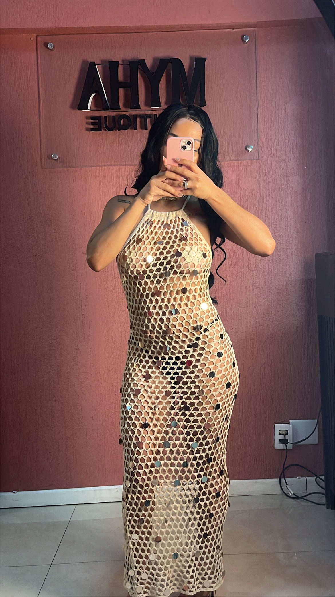 Vestido escama dourada